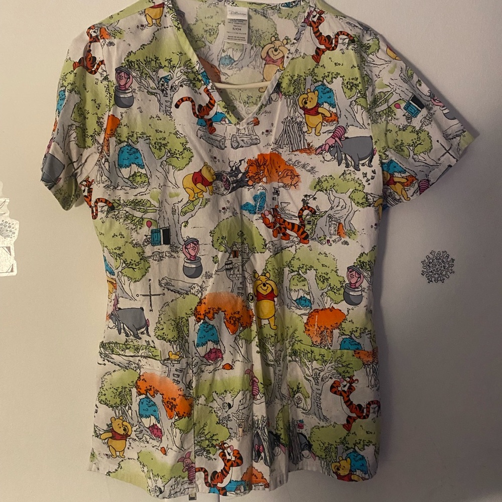Scrub top